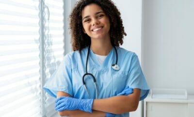 Benefits of Becoming a Travel Nurse