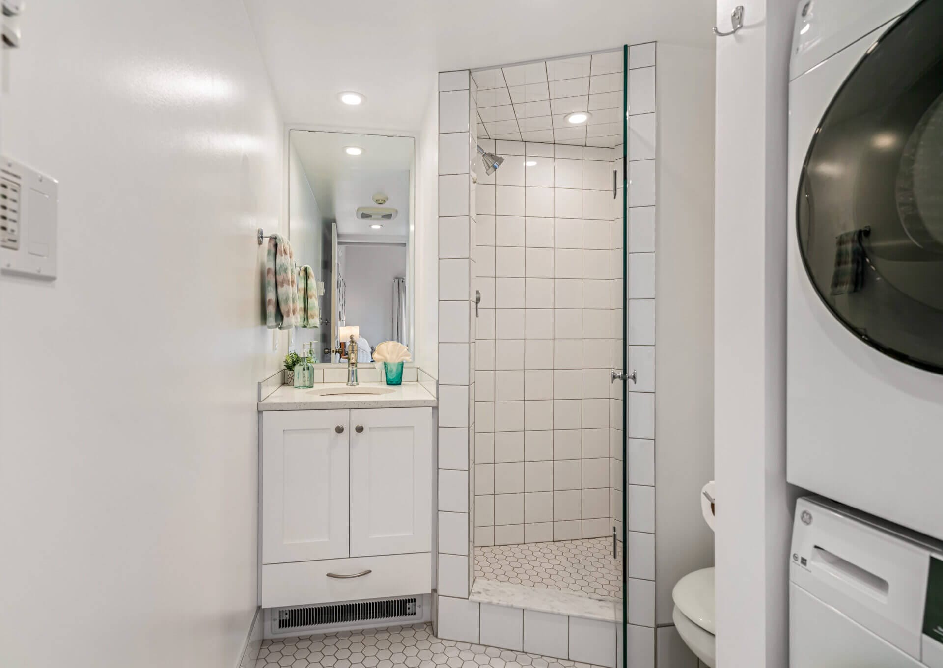 Luxury Studio Downtown Nelson BC